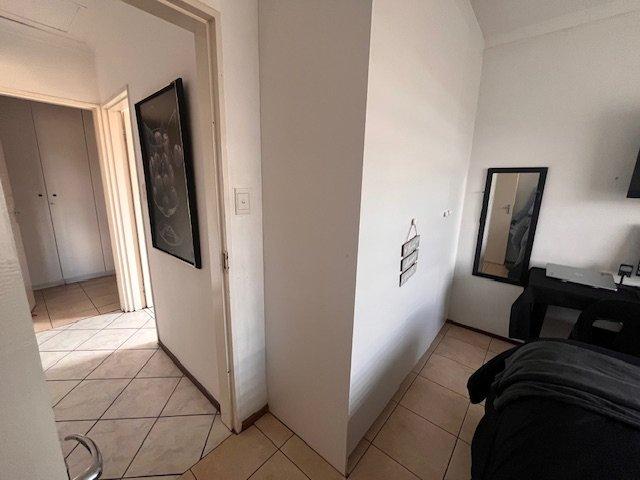 2 Bedroom Property for Sale in Mondeor Gauteng