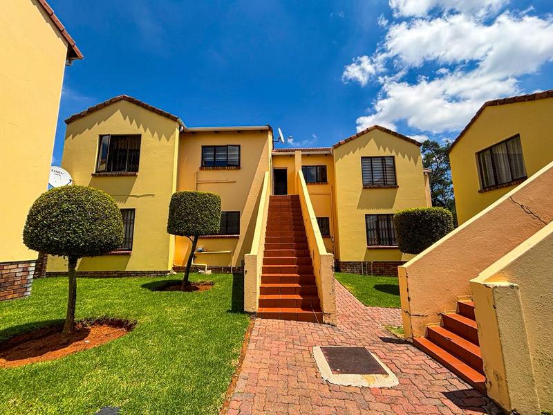 2 Bedroom Property for Sale in Mondeor Gauteng