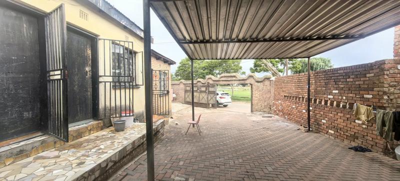 0 Bedroom Property for Sale in Moroka Gauteng