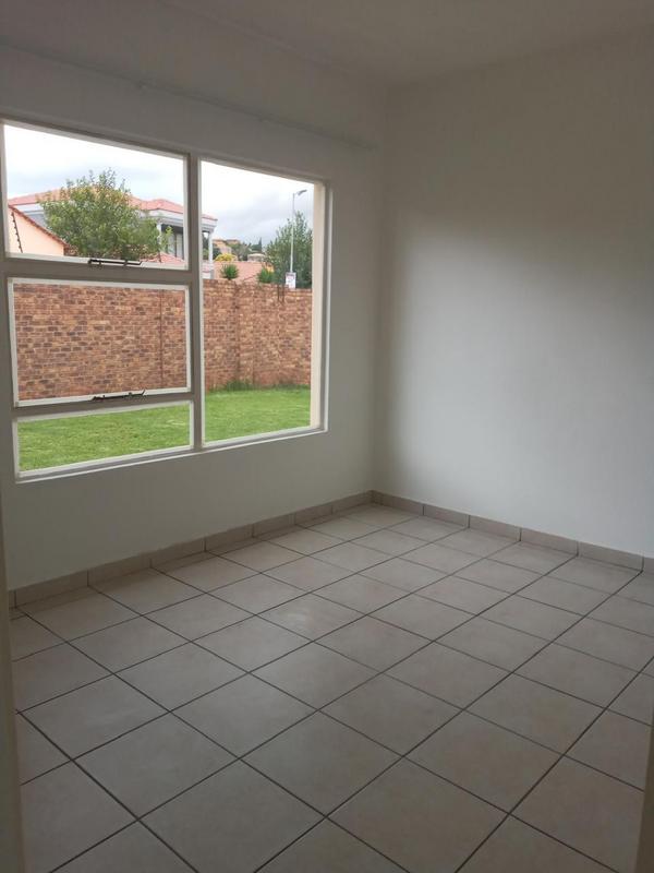 2 Bedroom Property for Sale in Naturena Gauteng