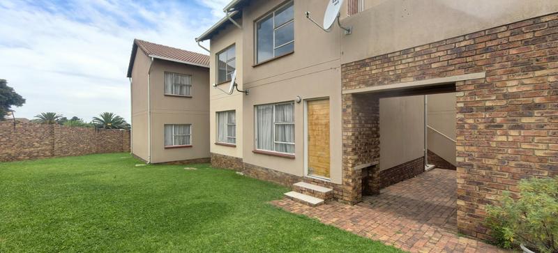 2 Bedroom Property for Sale in Naturena Gauteng