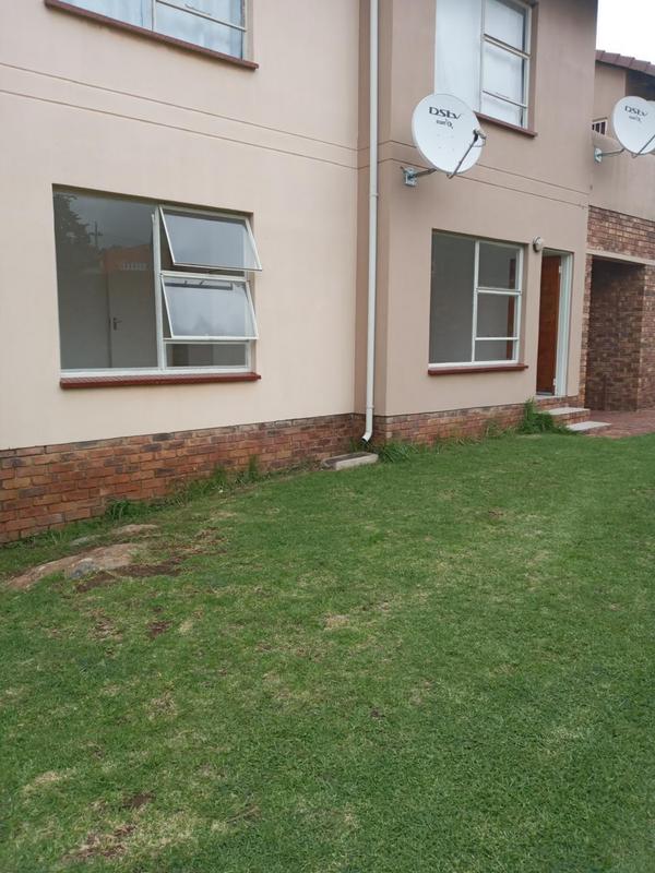 2 Bedroom Property for Sale in Naturena Gauteng