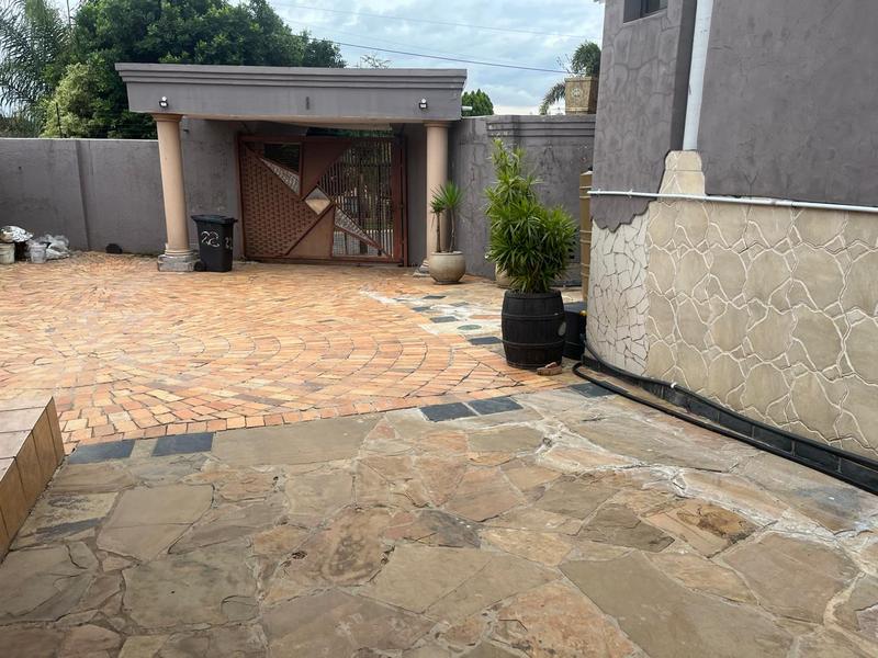 8 Bedroom Property for Sale in Naturena Gauteng