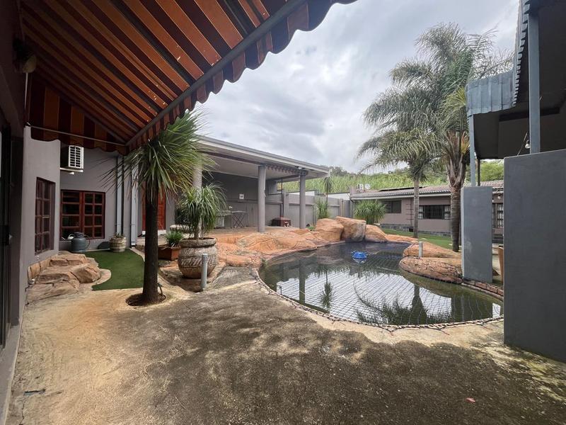 8 Bedroom Property for Sale in Naturena Gauteng