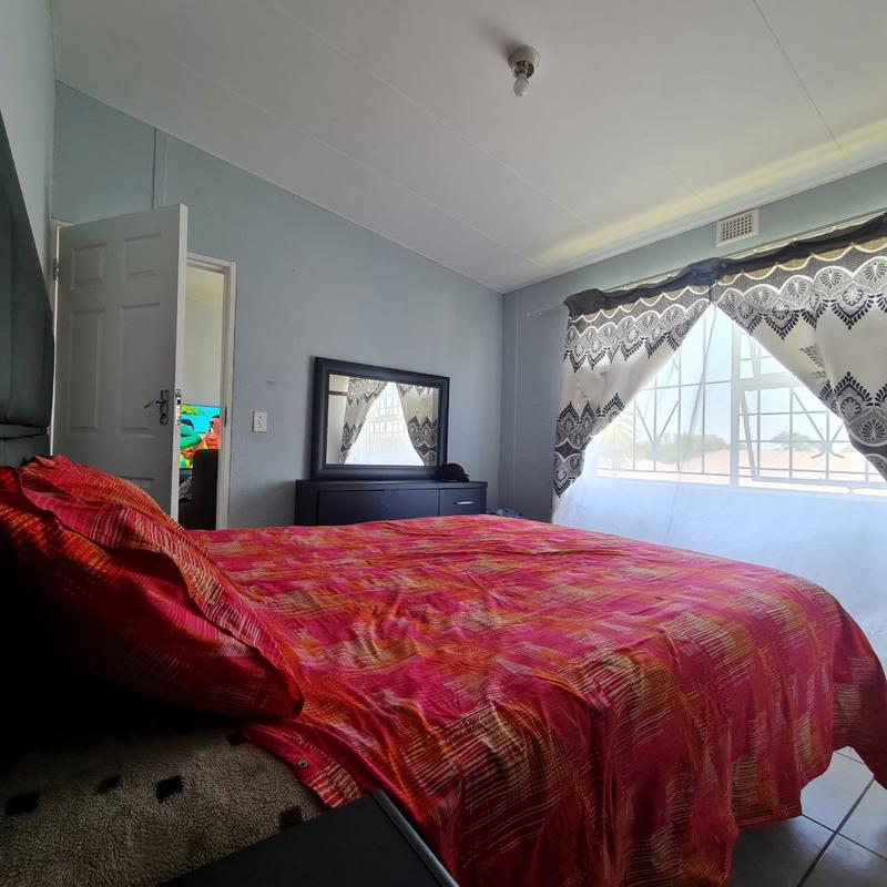 2 Bedroom Property for Sale in Naturena Gauteng