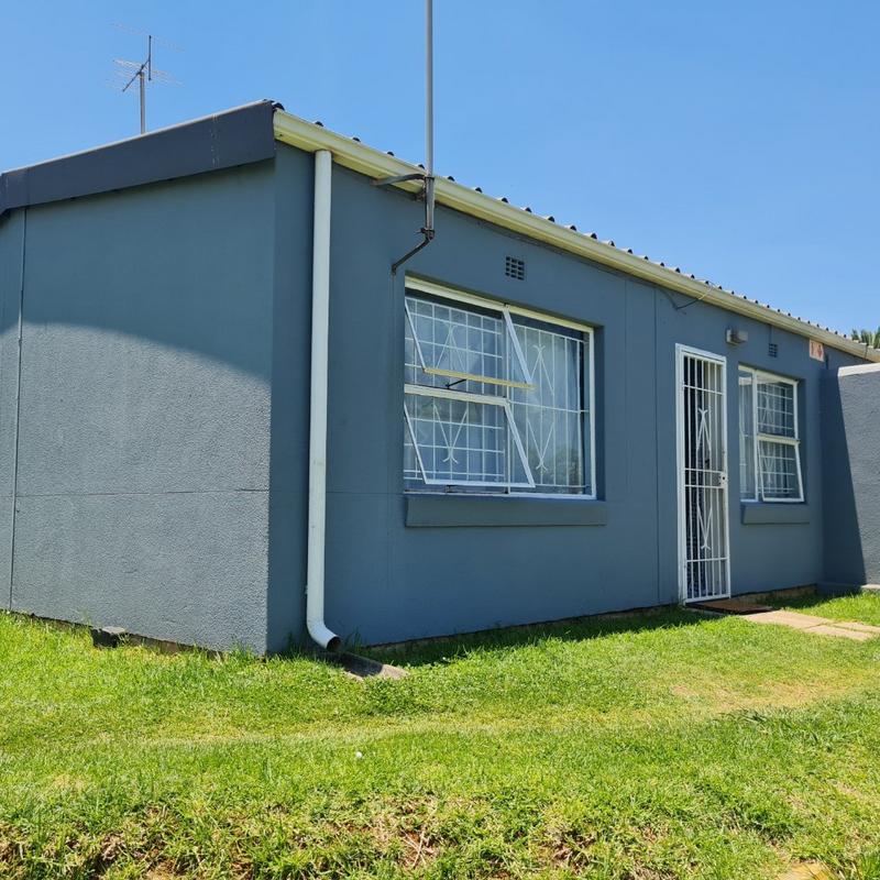 2 Bedroom Property for Sale in Naturena Gauteng