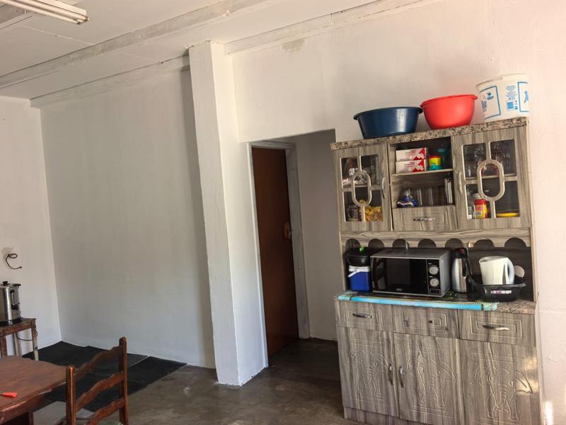 6 Bedroom Property for Sale in Orlando Gauteng