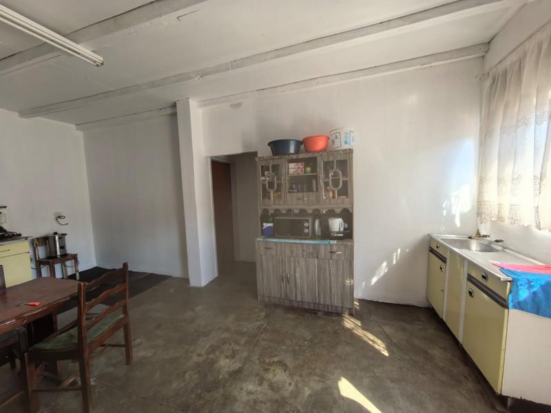6 Bedroom Property for Sale in Orlando Gauteng