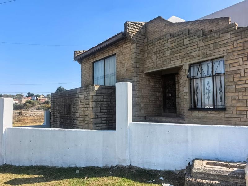 6 Bedroom Property for Sale in Orlando Gauteng