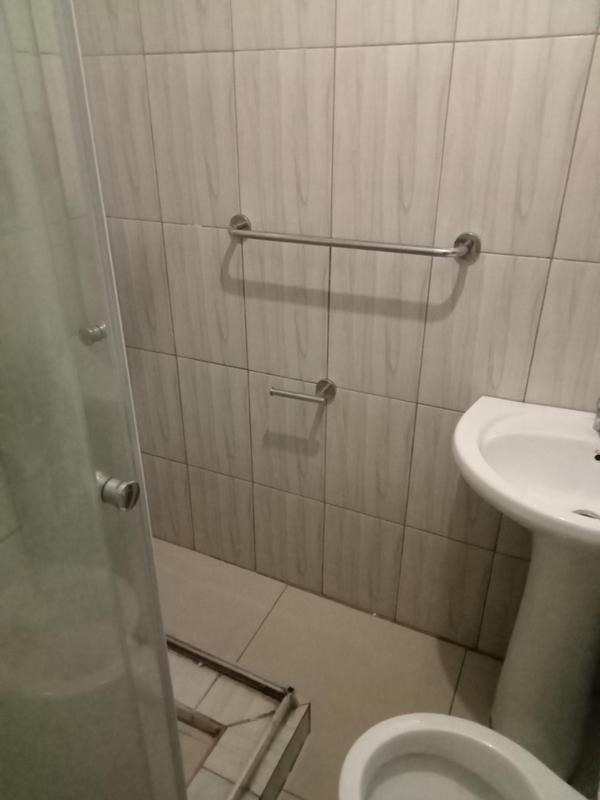 1 Bedroom Property for Sale in Protea Glen Gauteng
