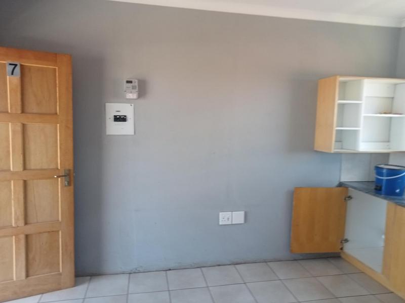 1 Bedroom Property for Sale in Lufhereng Gauteng