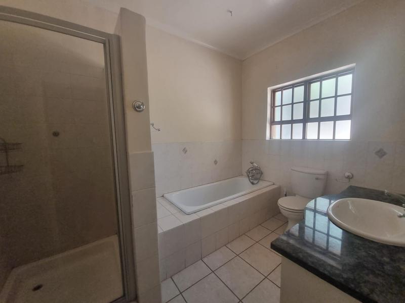 To Let 5 Bedroom Property for Rent in North Riding Gauteng