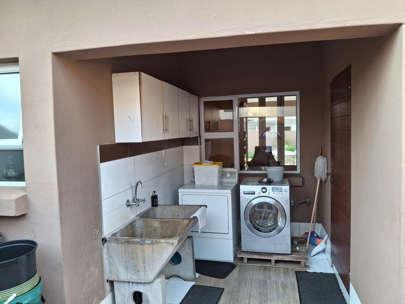 4 Bedroom Property for Sale in Monavoni Gauteng
