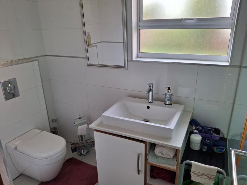 4 Bedroom Property for Sale in Monavoni Gauteng