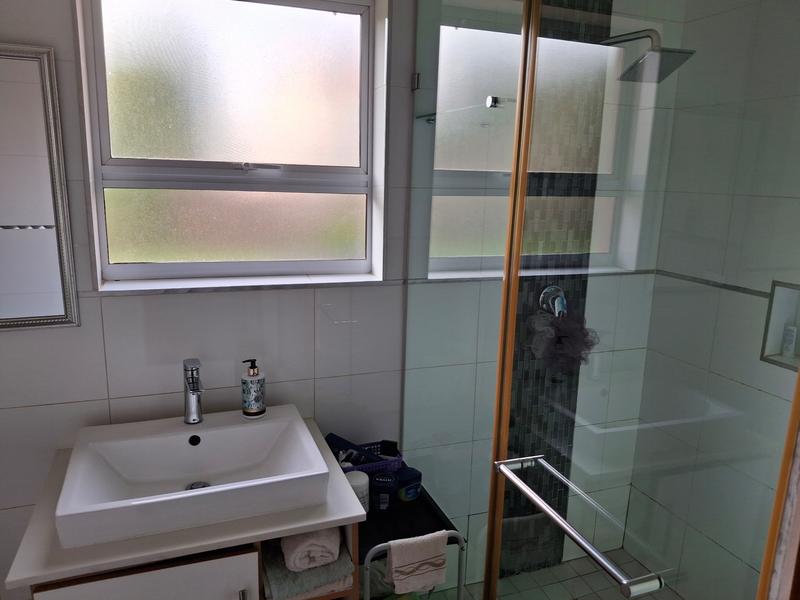 4 Bedroom Property for Sale in Monavoni Gauteng