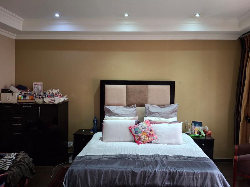 4 Bedroom Property for Sale in Monavoni Gauteng