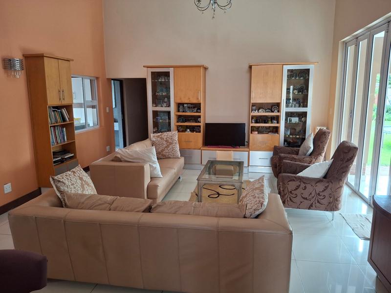 4 Bedroom Property for Sale in Monavoni Gauteng