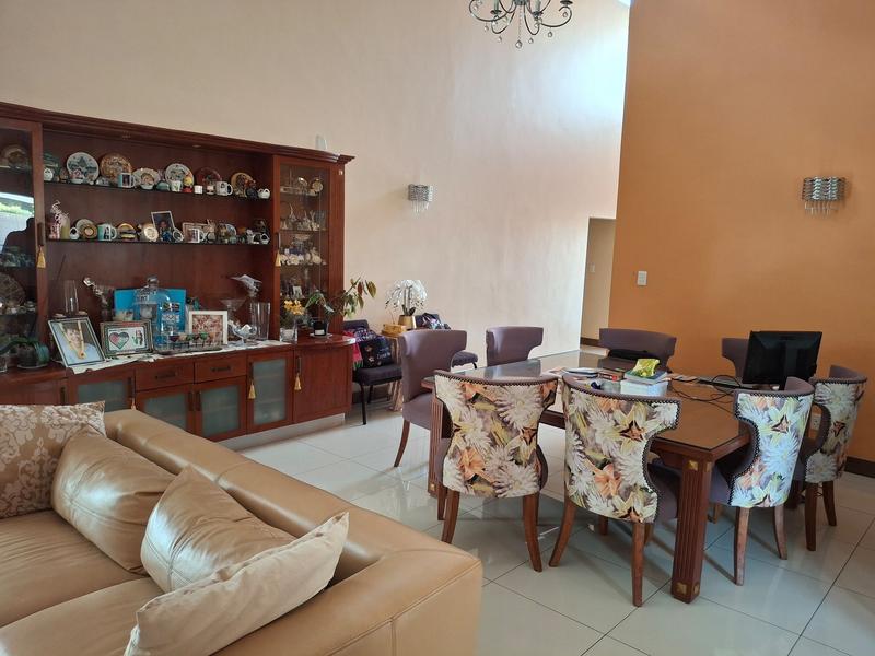 4 Bedroom Property for Sale in Monavoni Gauteng