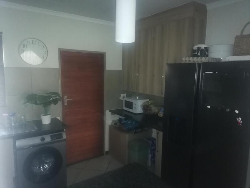 3 Bedroom Property for Sale in Monavoni Gauteng