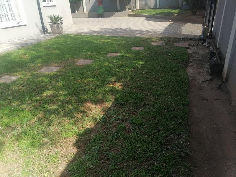 3 Bedroom Property for Sale in Olievenhoutbosch Gauteng
