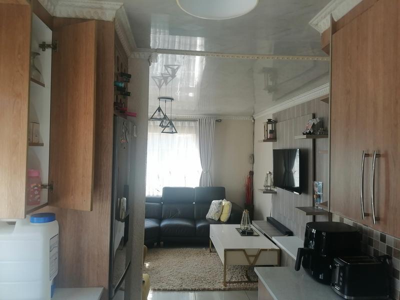 3 Bedroom Property for Sale in Olievenhoutbosch Gauteng