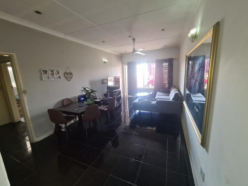 2 Bedroom Property for Sale in Wychwood Gauteng