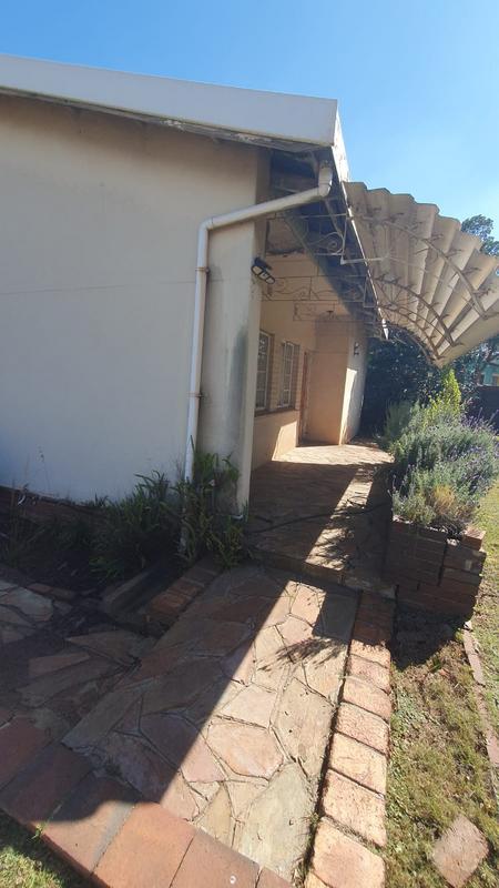 2 Bedroom Property for Sale in Wychwood Gauteng