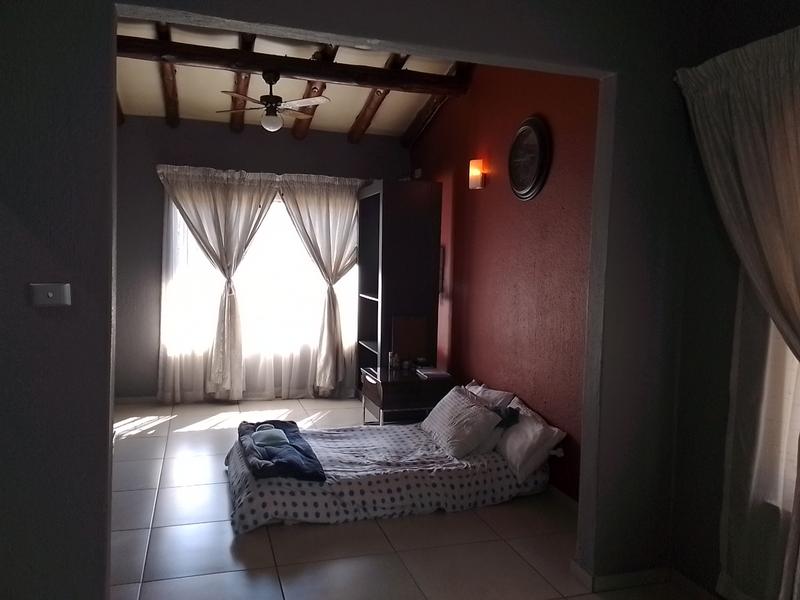 3 Bedroom Property for Sale in Brackendowns Gauteng