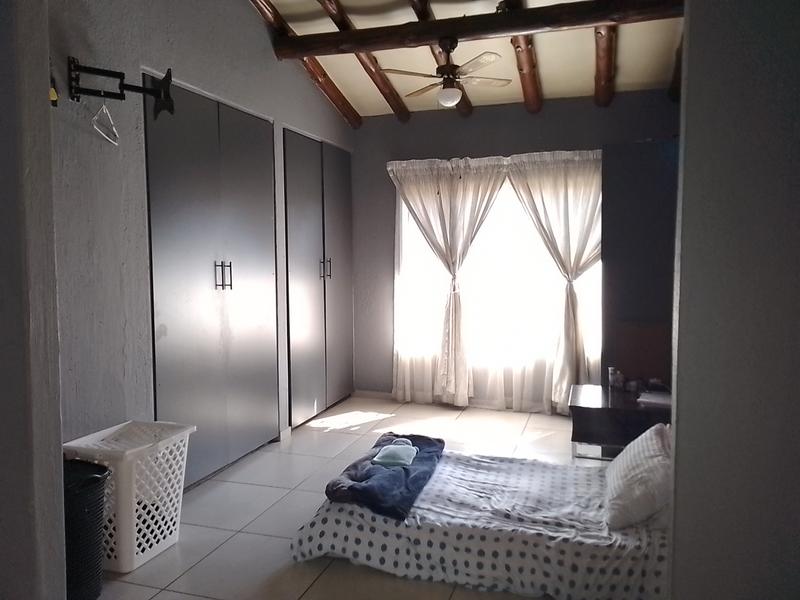 3 Bedroom Property for Sale in Brackendowns Gauteng
