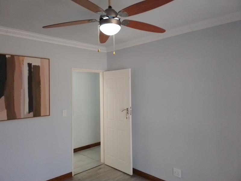 7 Bedroom Property for Sale in Brackenhurst Gauteng