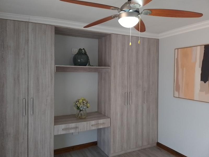 7 Bedroom Property for Sale in Brackenhurst Gauteng