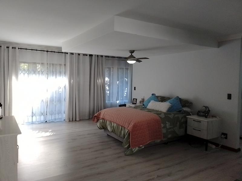 7 Bedroom Property for Sale in Brackenhurst Gauteng