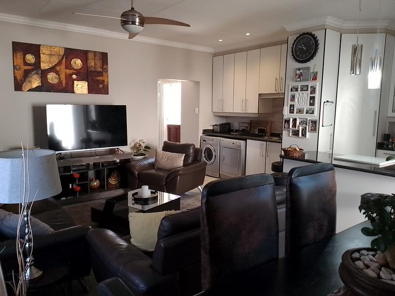 7 Bedroom Property for Sale in Brackenhurst Gauteng