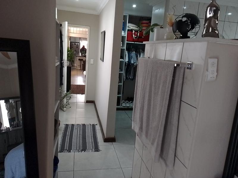 7 Bedroom Property for Sale in Brackenhurst Gauteng
