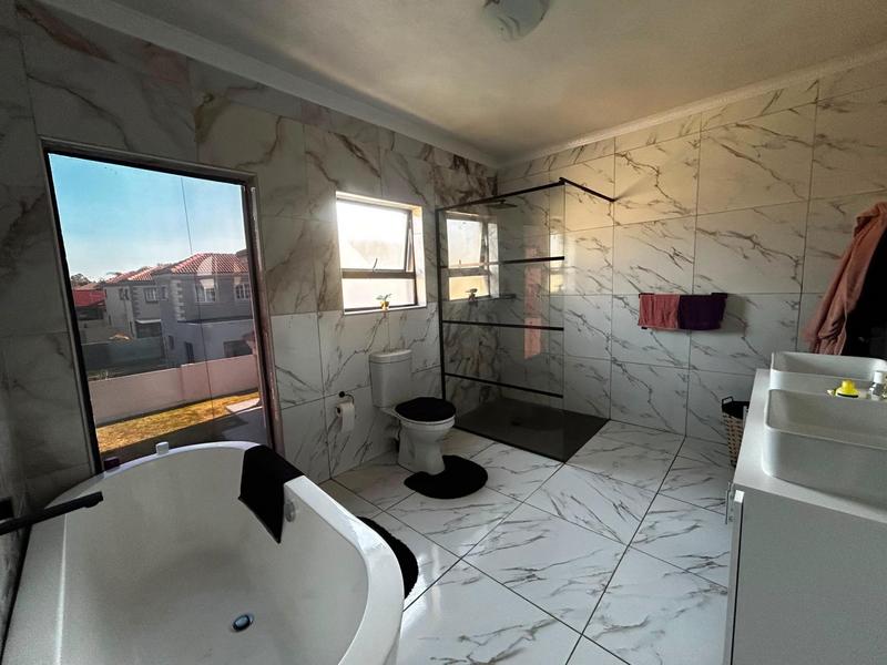 4 Bedroom Property for Sale in Brakpan North Gauteng
