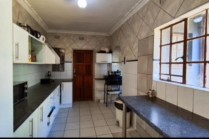 3 Bedroom Property for Sale in Birchleigh Gauteng