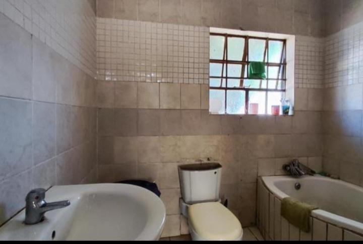 3 Bedroom Property for Sale in Birchleigh Gauteng