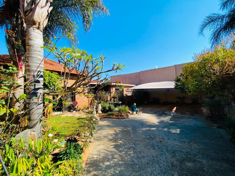 5 Bedroom Property for Sale in Kensington Gauteng