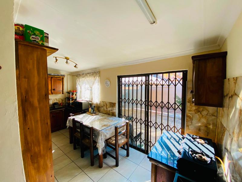 5 Bedroom Property for Sale in Kensington Gauteng