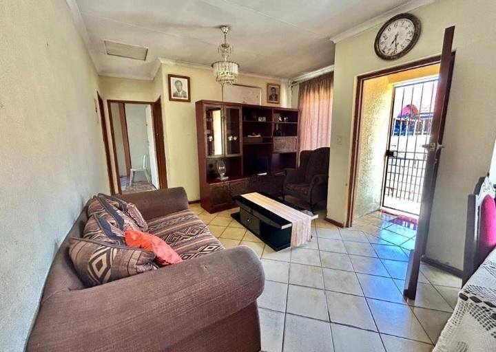 3 Bedroom Property for Sale in Moroka Gauteng