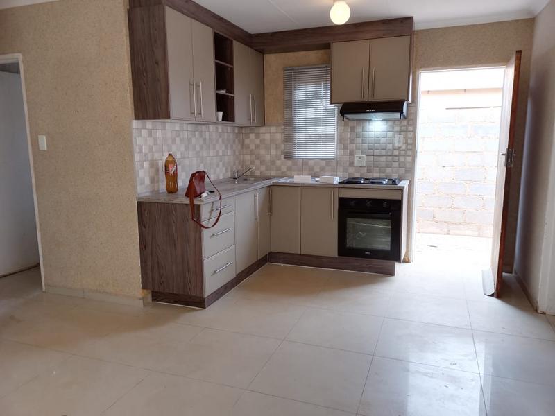 3 Bedroom Property for Sale in Protea Glen Gauteng