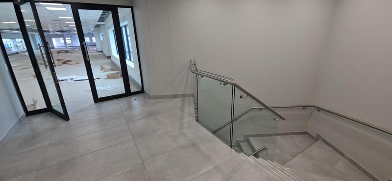To Let Commercial Property for Rent in Vorna Valley Gauteng