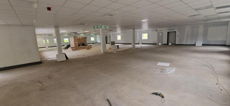 To Let Commercial Property for Rent in Vorna Valley Gauteng