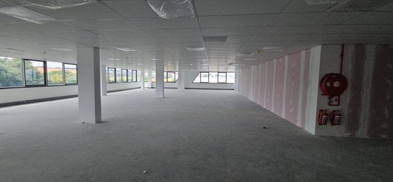 To Let Commercial Property for Rent in Vorna Valley Gauteng