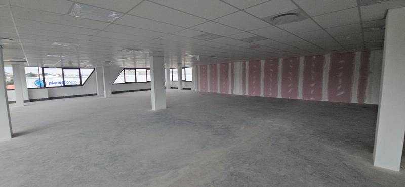 To Let Commercial Property for Rent in Vorna Valley Gauteng