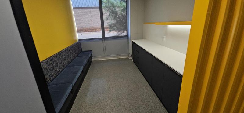 To Let Commercial Property for Rent in Randjespark Gauteng