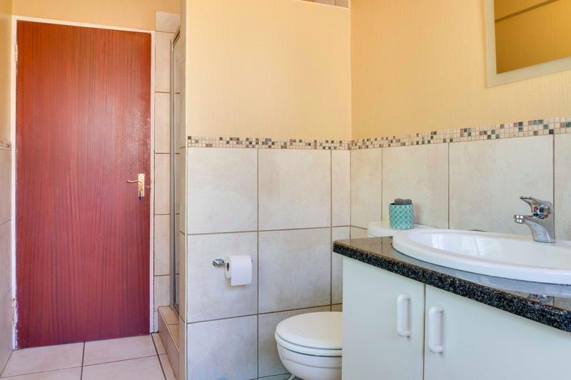 3 Bedroom Property for Sale in Willowbrook Gauteng