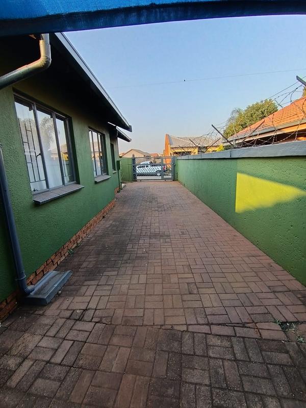 3 Bedroom Property for Sale in Soshanguve XX Gauteng