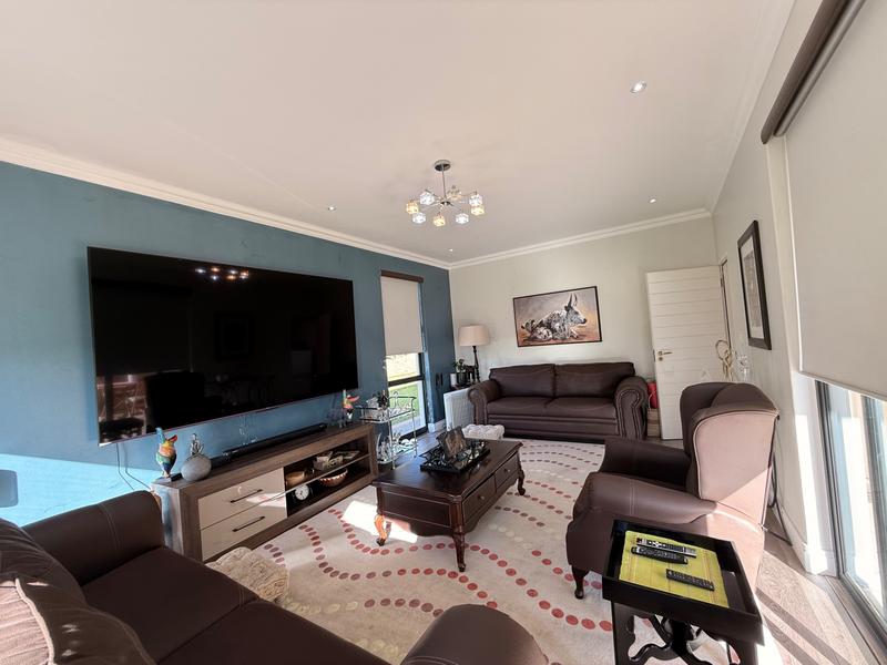 6 Bedroom Property for Sale in Blue Hills Equestrian Estate Gauteng