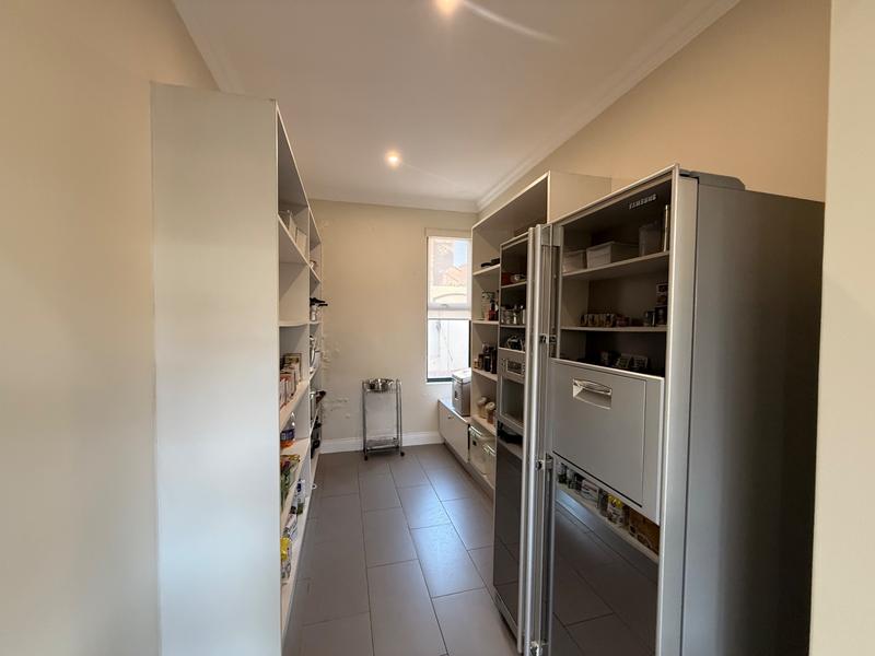6 Bedroom Property for Sale in Blue Hills Equestrian Estate Gauteng